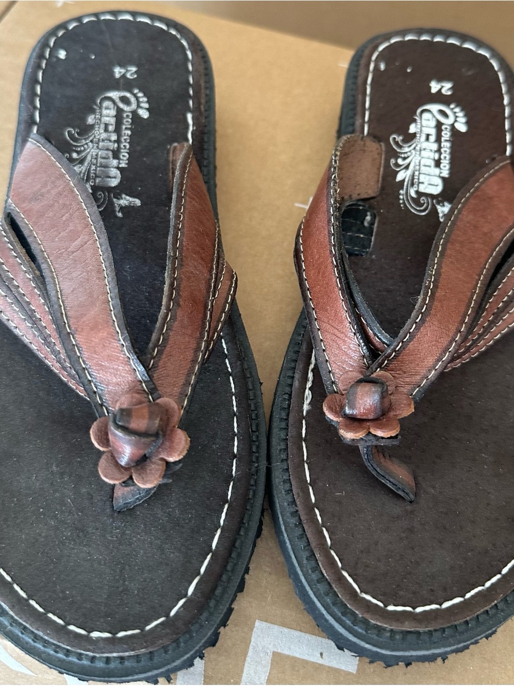 Brown Leather Flower-Accent Men’s Sandals